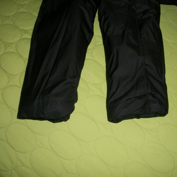 Patagonia Women's Black Down Puffer Coat with Hood - Picture 11 of 16